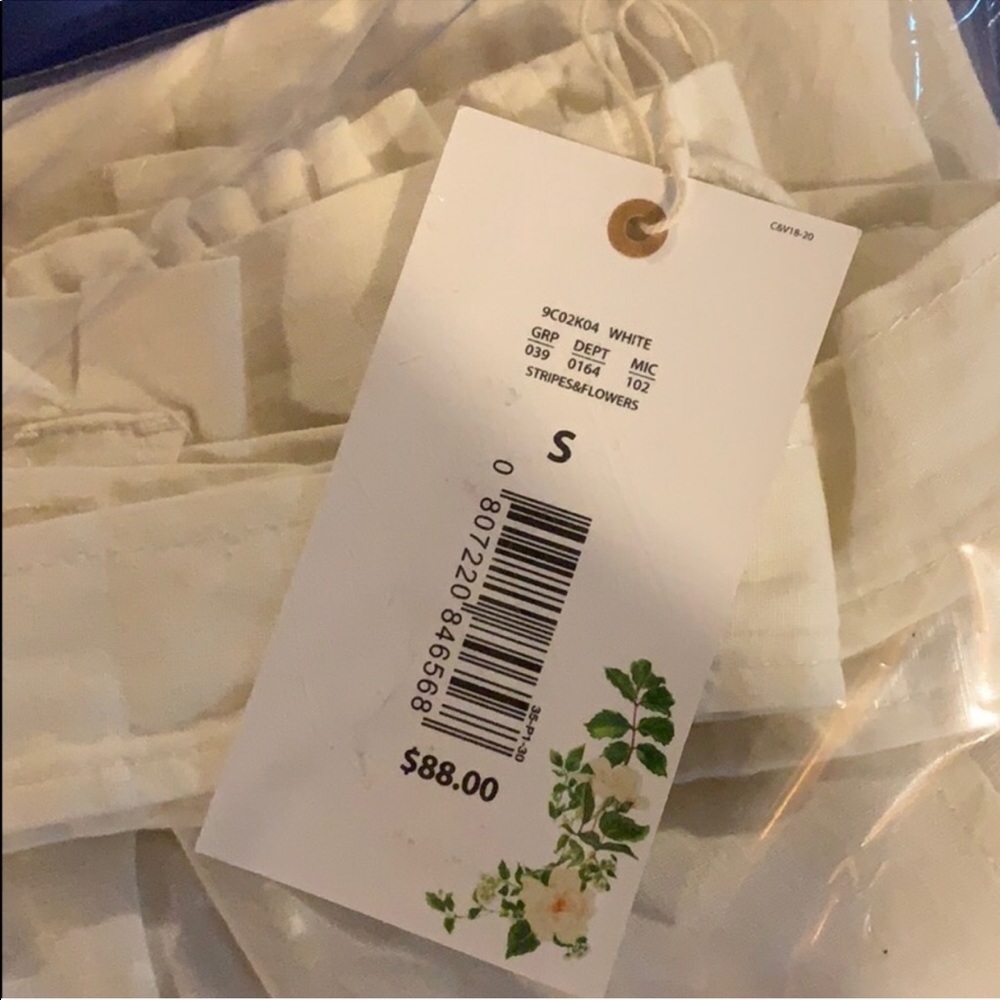 Chelsea & Violet ivory paper bag pants NWT - Picture 3 of 9